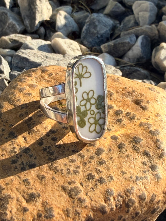 Vintage Corelle Dish ring